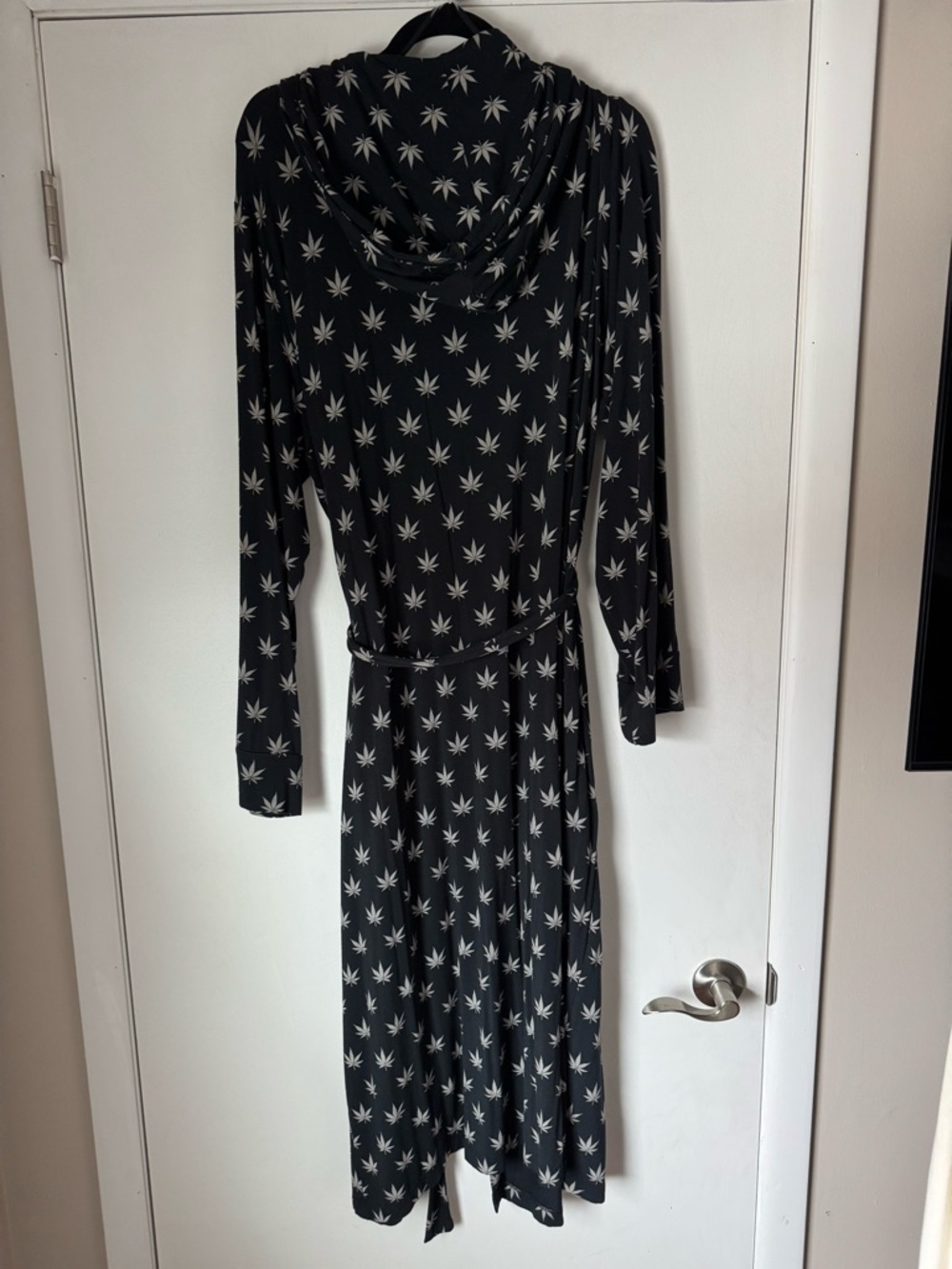MeUndies Unisex Retired 420 Leaf Print Hooded Modal Robe 3XL/4XL - Picture 5 of 7